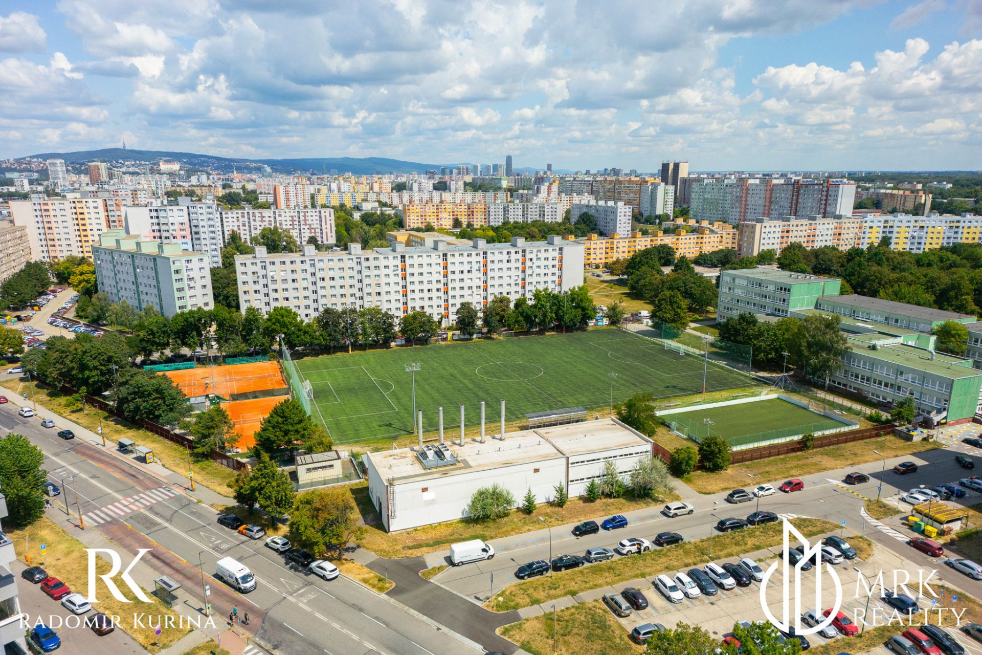 3 izbový byt na obľúbenej ulici Budatínska v Petržalke