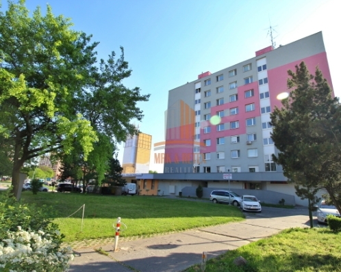 3 izbový byt na ulici Budatínska