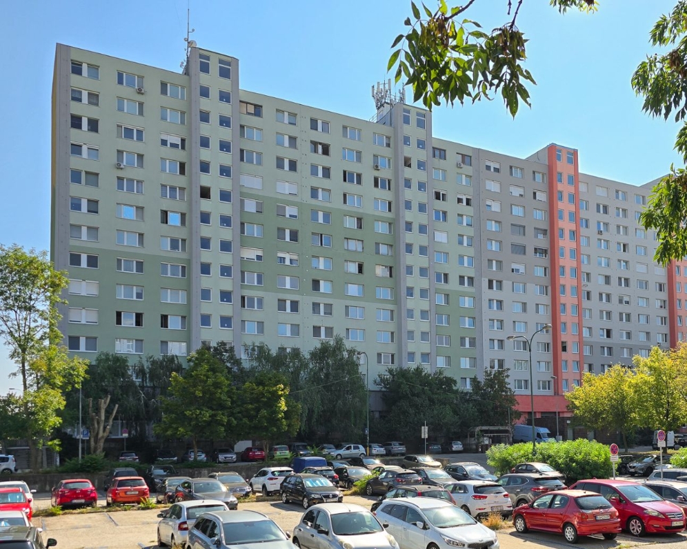 3 izbový byt na ulici Strečnianska pri jazere Draždiak